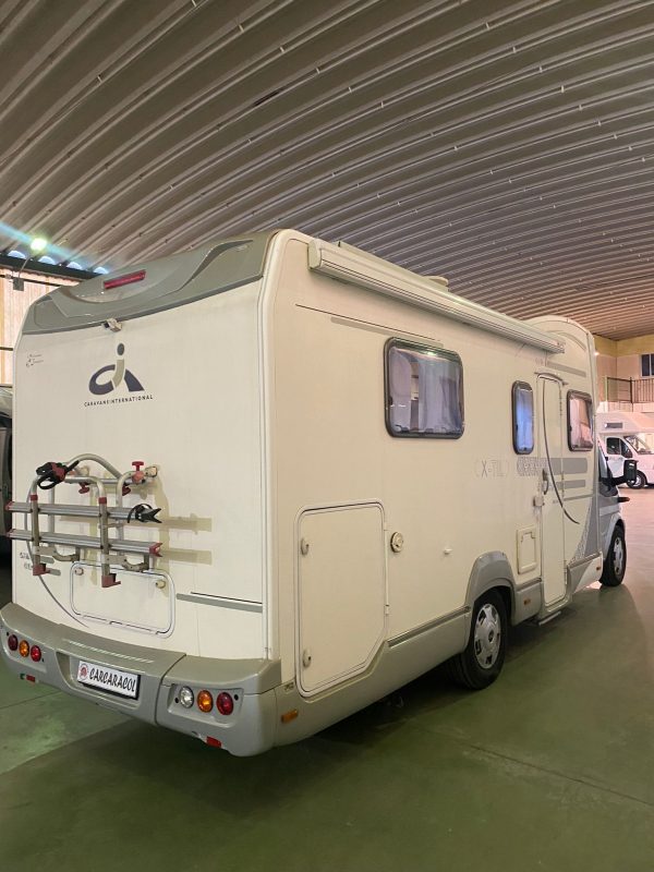 Can I camp with my RV in Seville?